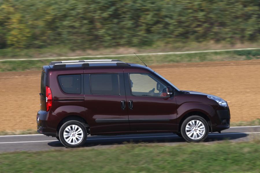  Fiat Doblo (263) 2010 года  (фото 7 из 40)